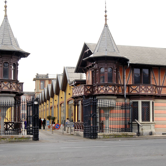 Villaggio-Leumann Ingresso